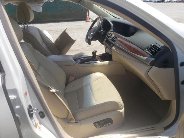 Photo 5 from auction – 2015 LEXUS LS 460 with VIN JTHBL5EF1F5137629