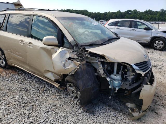 Photo 9 from auction – 2011 TOYOTA SIENNA LE with VIN 5TDKK3DC4BS021667