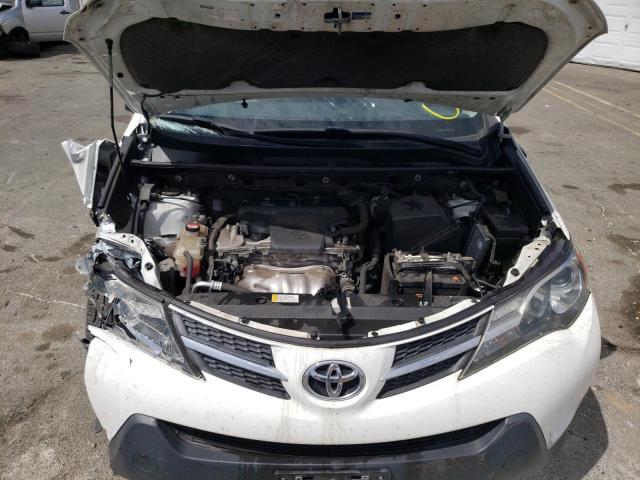 Photo 7 from auction – 2015 TOYOTA RAV4 LE with VIN JTMZFREV5FJ054492