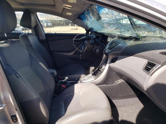 Photo 5 from auction – 2012 HYUNDAI ELANTRA GL with VIN 5NPDH4AE0CH083318