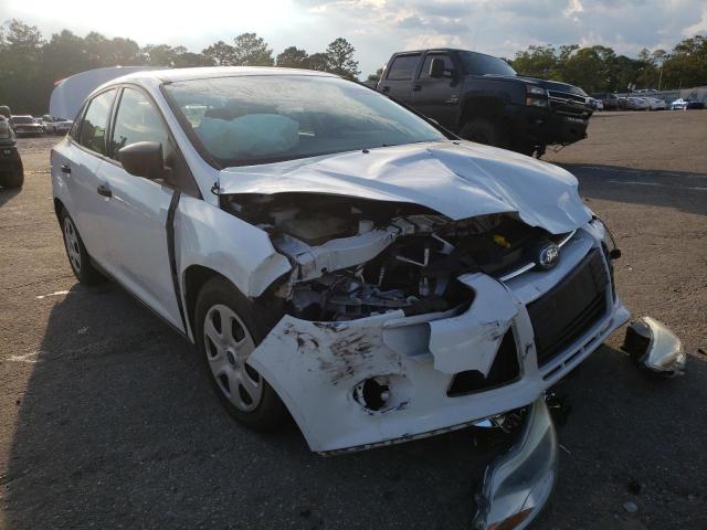 FORD FOCUS S 2014 with VIN 1FADP3E2XEL387385 - Photo from auction