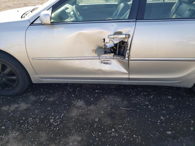Photo 9 from auction – 2002 TOYOTA CAMRY XLE with VIN JTDBF30K720047202