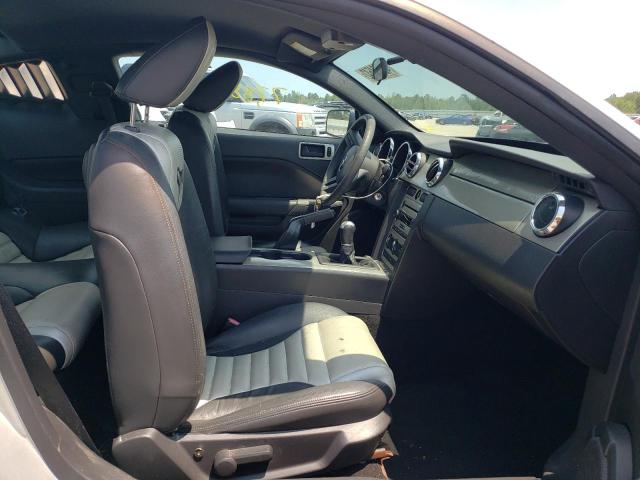 Photo 5 from auction – 2005 FORD MUSTANG with VIN 1ZVFT80N555159762