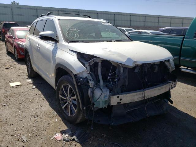 TOYOTA HIGHLANDER 2017 with VIN 5TDJZRFH4HS415925 - Photo from auction