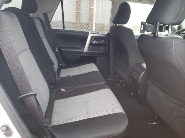 Photo 6 from auction – 2019 TOYOTA 4RUNNER SR with VIN JTEZU5JR1K5205625