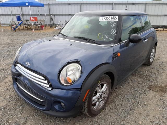 Photo 2 from auction – 2011 MINI COOPER with VIN WMWSU3C55BT094655