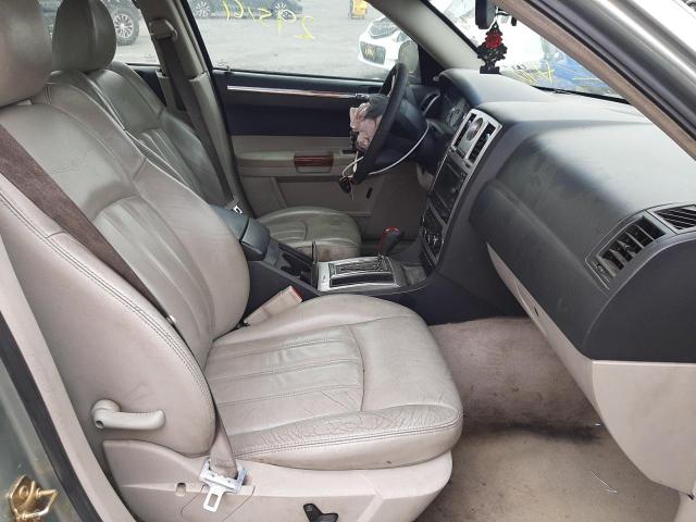 Photo 5 from auction – 2006 CHRYSLER 300C with VIN 2C3LA63H06H169376