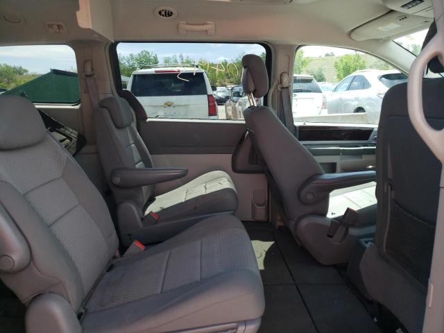 Photo 6 from auction – 2010 CHRYSLER TOWN & COU with VIN 2A4RR5D17AR369713