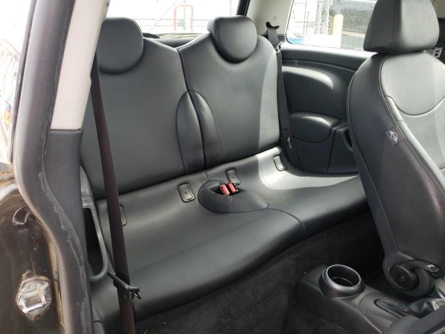 Photo 6 from auction – 2006 MINI COOPER S with VIN WMWRE33576TL17327