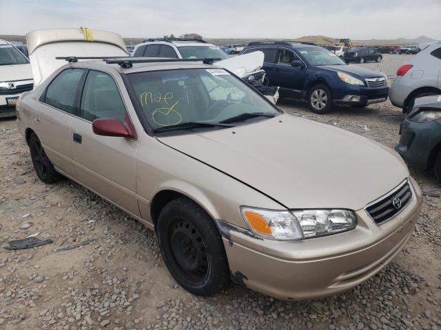 TOYOTA CAMRY CE 2001 with VIN 4T1BG22K91U870818 - Photo from auction