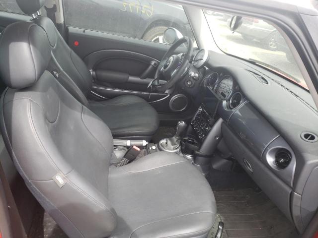 Photo 5 from auction – 2004 MINI COOPER with VIN WMWRC33434TJ55223
