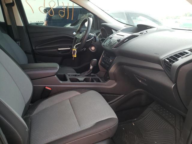 Photo 5 from auction – 2017 FORD ESCAPE SE with VIN 1FMCU9GD7HUD92201