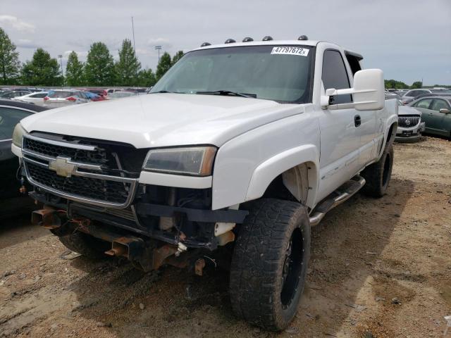 صورة رقم 2 من المزاد - 2003 CHEVROLET SILVERADO مع VIN 1GCHK29103E330815