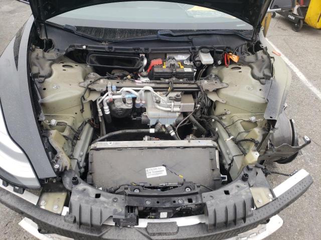 Photo 7 from auction – 2018 TESLA MODEL 3 with VIN 5YJ3E1EA8JF165660