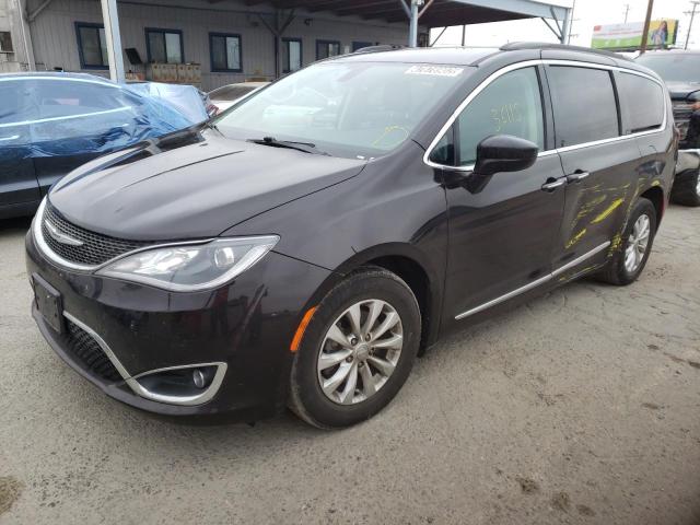Photo 2 from auction – 2017 CHRYSLER PACIFICA T with VIN 2C4RC1BG6HR745173