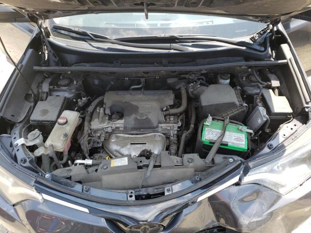 Photo 7 from auction – 2016 TOYOTA RAV4 LE with VIN JTMBFREV6GJ062622