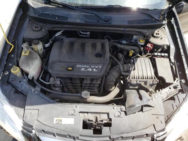 Photo 7 from auction – 2014 CHRYSLER 200 LX with VIN 1C3CCBAB8EN212093