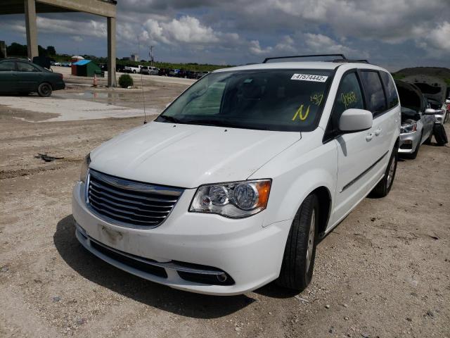 Photo 2 from auction – 2016 CHRYSLER TOWN & COU with VIN 2C4RC1BG3GR264019