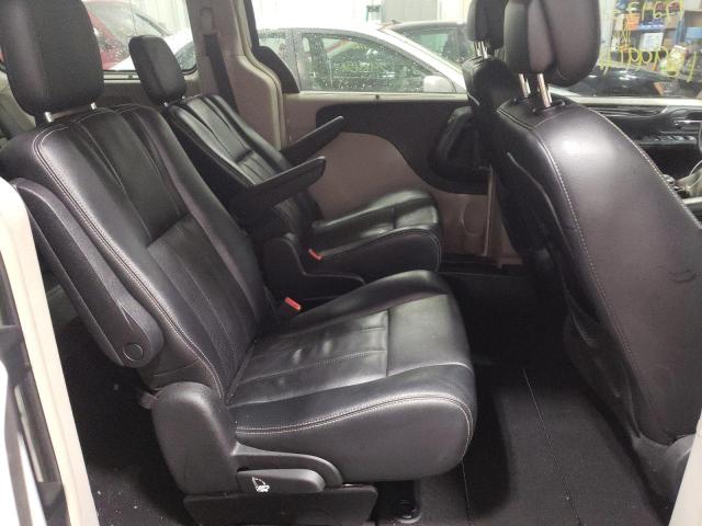 Photo 6 from auction – 2011 CHRYSLER TOWN & COU with VIN 2A4RR8DGXBR799484
