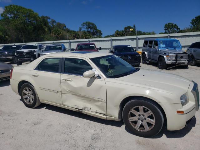 Photo 9 from auction – 2007 CHRYSLER 300 TOURIN with VIN 2C3KA53G27H613596