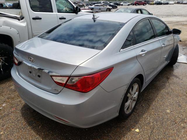 Photo 4 from auction – 2011 HYUNDAI SONATA SE with VIN 5NPEC4AC8BH098486