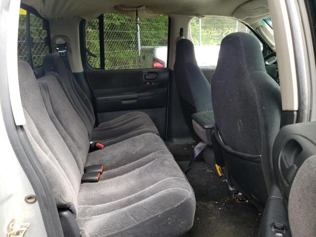 Photo 6 from auction – 2002 DODGE DAKOTA QUA with VIN 1B7HG38X22S697213