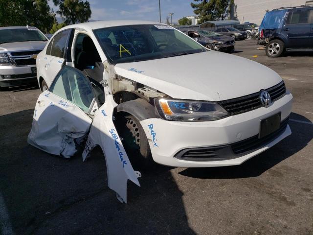 VOLKSWAGEN JETTA BASE 2014 with VIN 3VW2K7AJ2EM425692 - Photo from auction