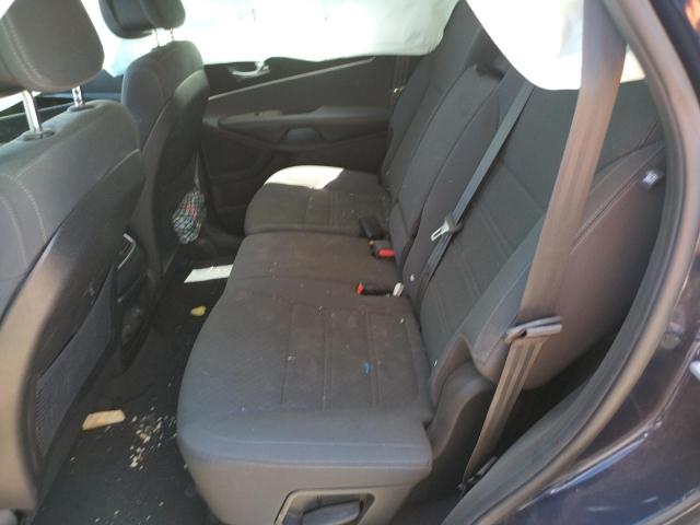Photo 6 from auction – 2016 KIA SORENTO LX with VIN 5XYPGDA35GG060239