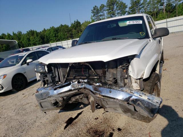Foto 9 de la subasta – 2003 CHEVROLET SILVERADO con VIN 1GCHC23UX3F152132