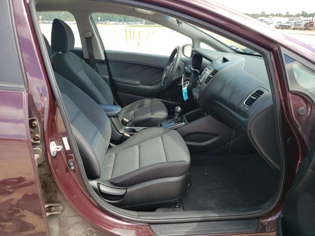 Photo 5 from auction – 2017 KIA FORTE LX with VIN 3KPFL4A72HE021570