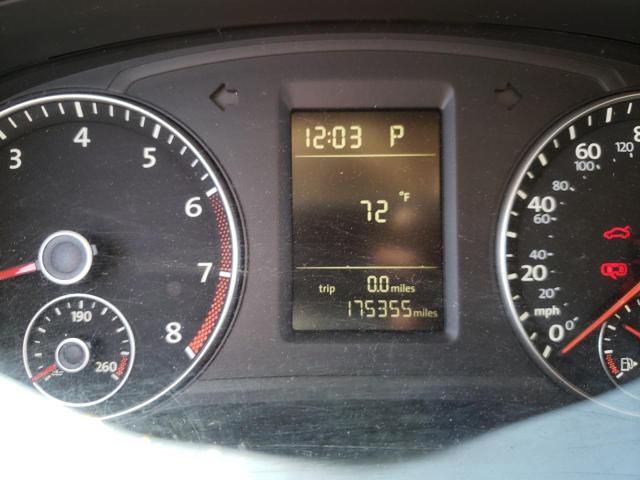 Photo 8 from auction – 2015 VOLKSWAGEN PASSAT S with VIN 1VWAS7A35FC050722