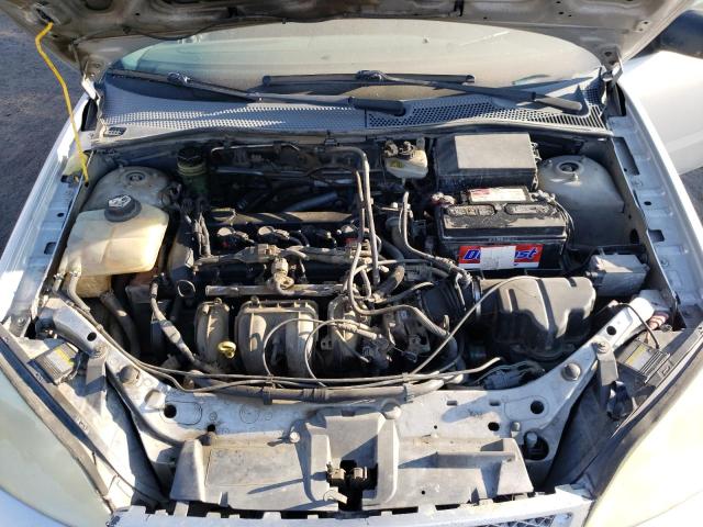 Фото 7 с аукциона – 2005 FORD FOCUS с VIN 3FAFP37NX5R126453