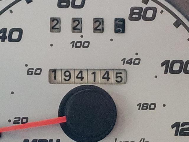 Photo 8 from auction – 2003 FORD EXPLORER S with VIN 1FMZU77E13UC41161