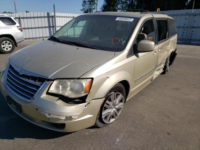 Photo 9 from auction – 2010 CHRYSLER TOWN & COU with VIN 2A4RR5DX7AR298632