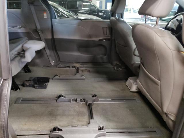 Photo 6 from auction – 2015 TOYOTA SIENNA XLE with VIN 5TDDK3DC7FS102208