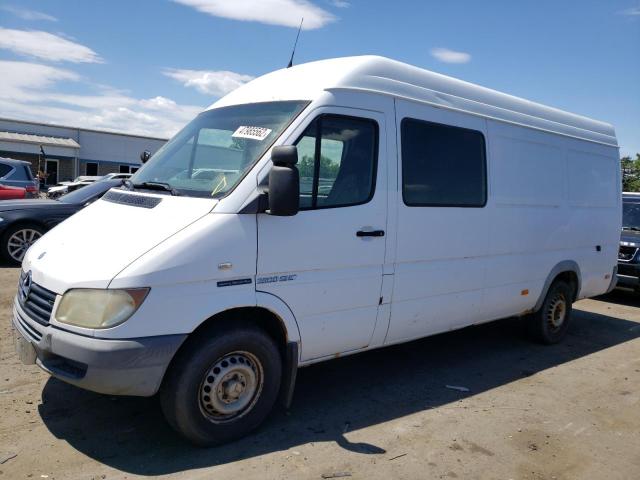 Photo 2 from auction – 2003 SPRINTER 2500 SPRIN with VIN WD2YD742235522159