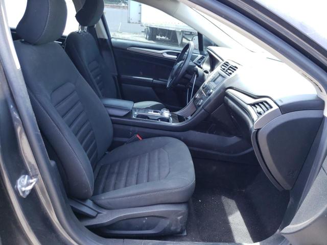 Photo 5 from auction – 2017 FORD FUSION S with VIN 3FA6P0G79HR350415