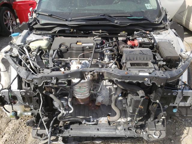Photo 7 from auction – 2017 HONDA CIVIC LX with VIN 2HGFC2F51HH562532