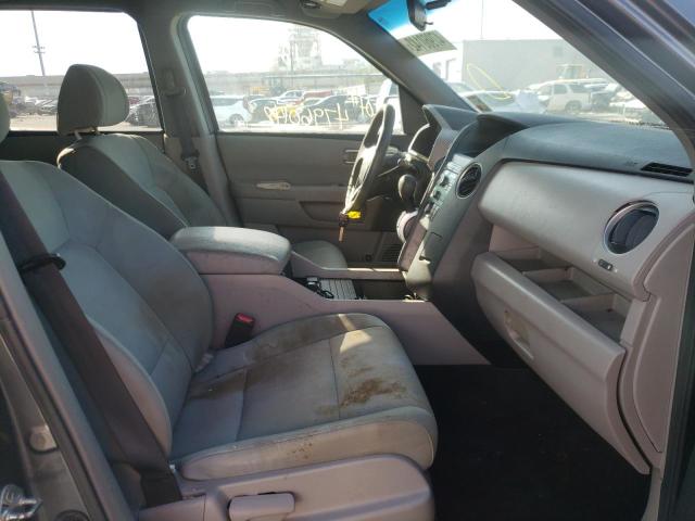 Photo 5 from auction – 2010 HONDA PILOT LX with VIN 5FNYF3H21AB007390