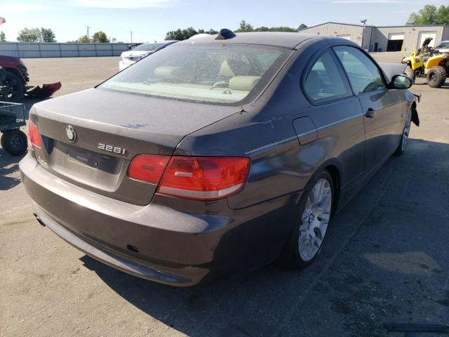 Photo 4 from auction – 2009 BMW 328 I with VIN WBAWB33569P138575
