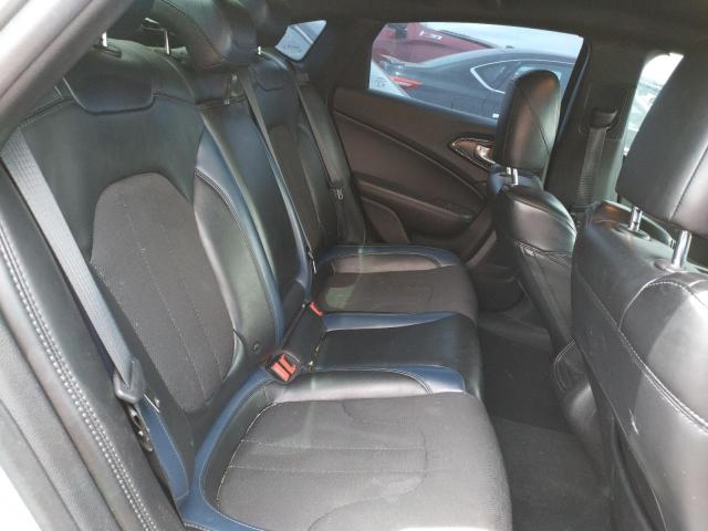 Photo 6 from auction – 2015 CHRYSLER 200 S with VIN 1C3CCCBB6FN757070