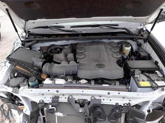 Photo 7 from auction – 2021 TOYOTA 4RUNNER SR with VIN JTEFU5JR2M5236291