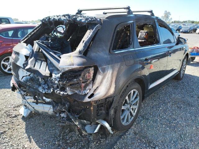 Photo 4 from auction – 2019 AUDI Q7 PREMIUM with VIN WA1LHAF71KD026774
