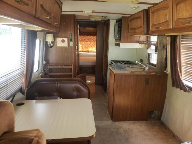 Photo 6 from auction – 1986 WINNEBAGO ITASCA with VIN 1GBKP37W7G3306903