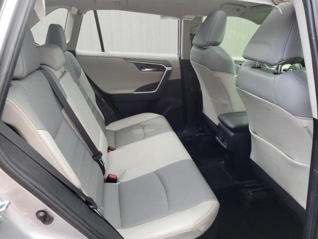 Photo 6 from auction – 2019 TOYOTA RAV4 LIMIT with VIN JTMDWRFVXKD502565