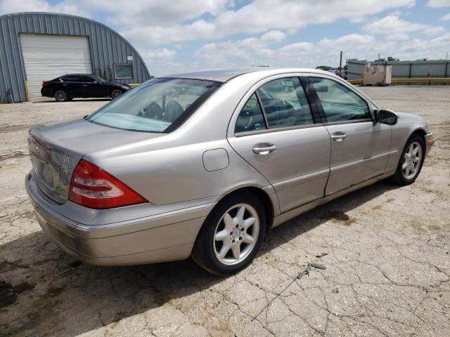 Photo 4 from auction – 2004 MERCEDES-BENZ C 240 with VIN WDBRF61J94E015331