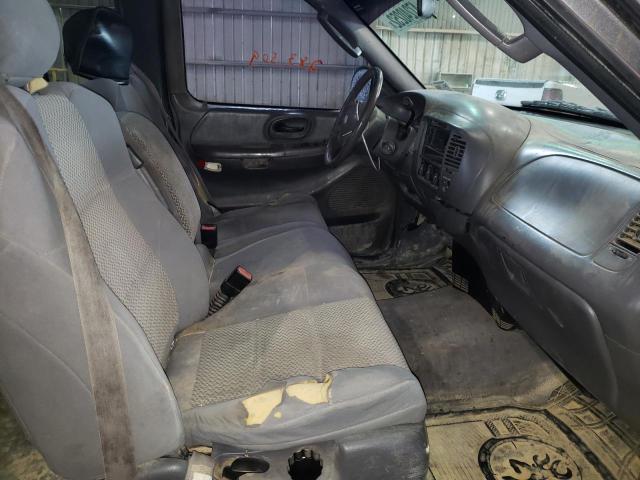Photo 5 from auction – 2003 FORD F150 with VIN 1FTRX07223KB52042
