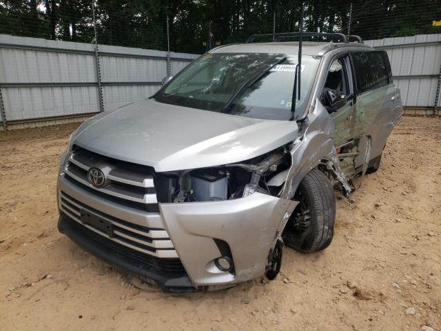 Photo 2 from auction – 2019 TOYOTA HIGHLANDER with VIN 5TDJZRFH4KS577299