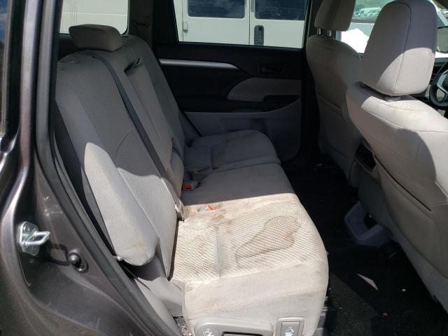 Photo 6 from auction – 2015 TOYOTA HIGHLANDER with VIN 5TDBKRFH4FS116456
