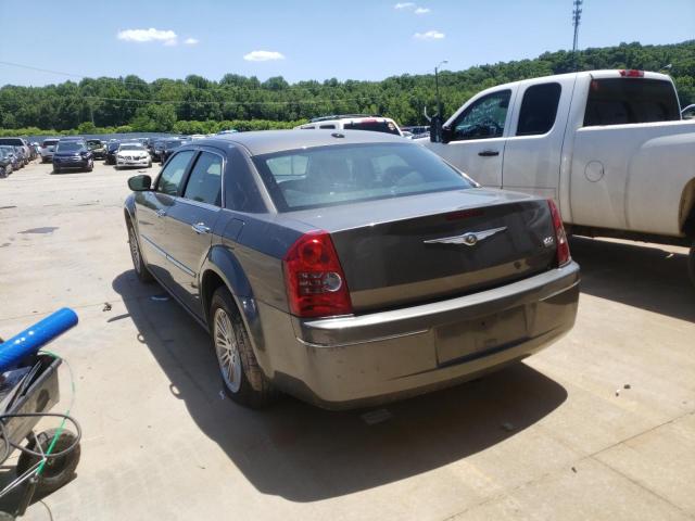 Photo 3 from auction – 2010 CHRYSLER 300 TOURIN with VIN 2C3CA5CV1AH138856